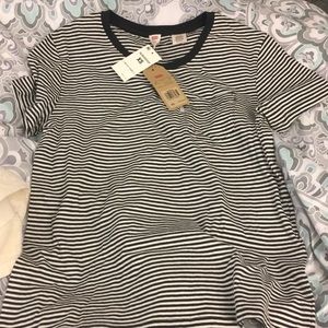 NWT Levi’s T-shirt